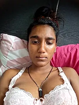 indianpink lips online show from 03-06-26, 12:33