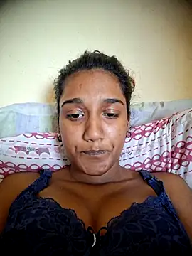 indianpink lips online show from 11-13-25, 11:58