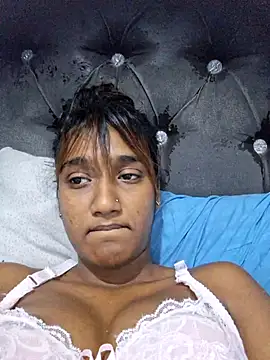 indianpink lips online show from 04-04-26, 04:35