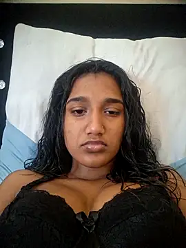 indianpink lips online show from 11-15-25, 11:36