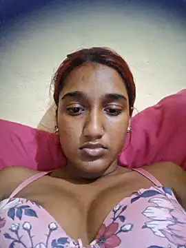 indianpink lips online show from 12-19-25, 08:11