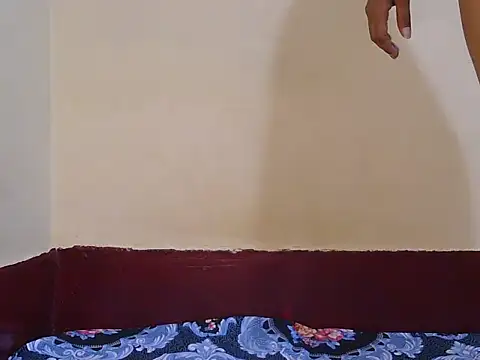 Riyaa Kaur online show from 04-07-26, 08:05