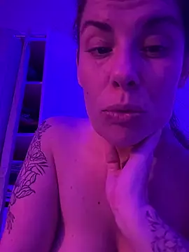 Lar0uch online show from 02-22-25, 08:50