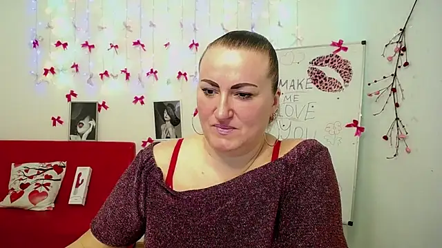 DianaMGG online show from 02-27-26, 06:30