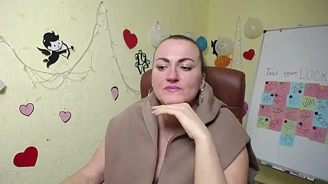 DianaMGG online show from 02-21-25, 12:27