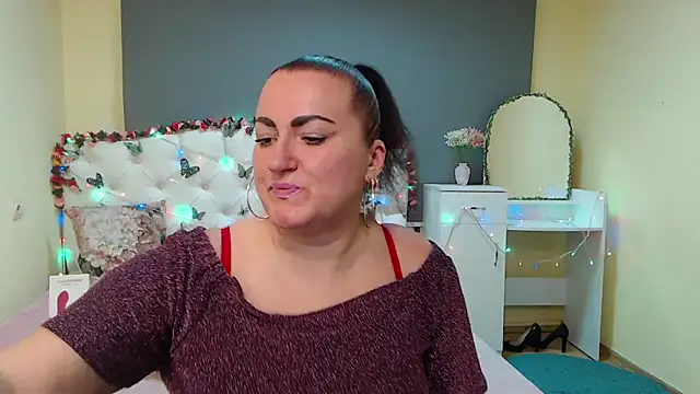 DianaMGG online show from 03-06-26, 06:47