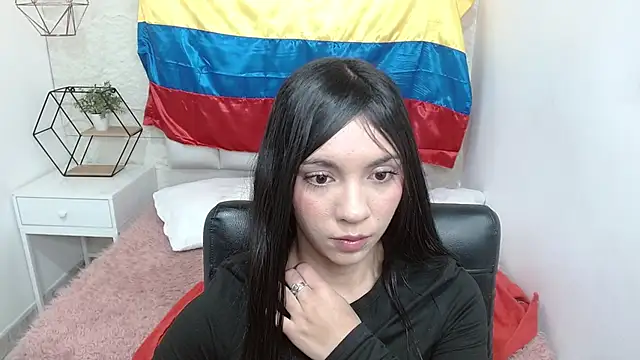 Snapshot of camilah_tk chatting on 06-12-26, 12:14 camilah tk online show from 06-12-26, 12:14