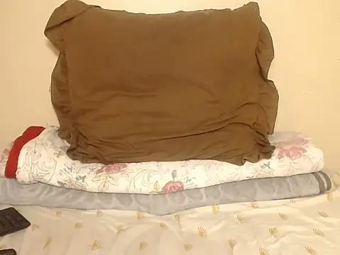 Karishma99  online show from 12-21-25, 10:10