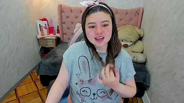 Lianngrace online show from 04-07-26, 01:46