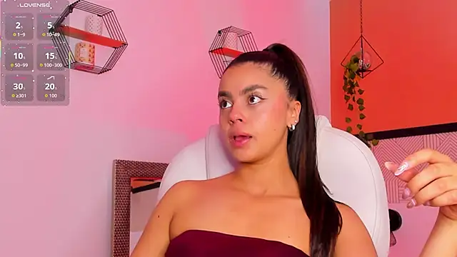 Bella walker  online show from 04-03-26, 04:13