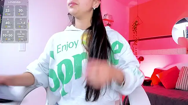 Bella walker  online show from 03-06-26, 07:53