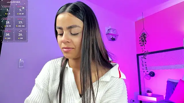 Bella walker  online show from 03-19-26, 08:42