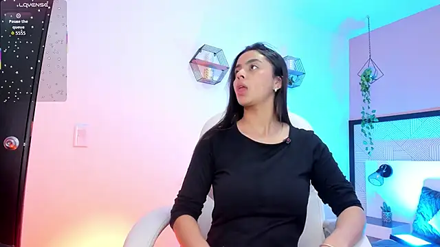 Bella walker  online show from 02-09-26, 08:18