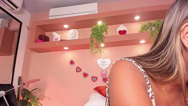 SofiaBennett  online show from 02-12-26, 12:27