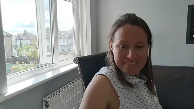 Snapshot of eatmypie69 chatting on 07-01-26, 08:47 eatmypie69 online show from 07-01-26, 08:47
