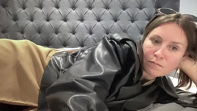 eatmypie69 online show from 10-12-25, 07:15