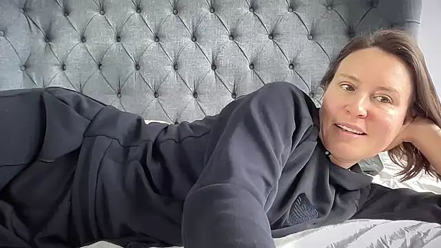 eatmypie69 online show from 09-23-25, 10:22