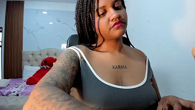 ZahraRose online show from 02-04-26, 08:15