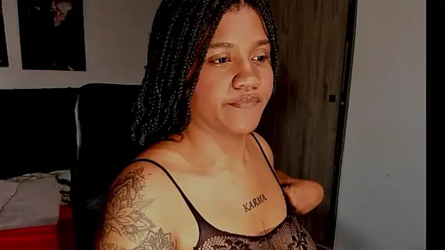 ZahraRose online show from 10-16-25, 08:06