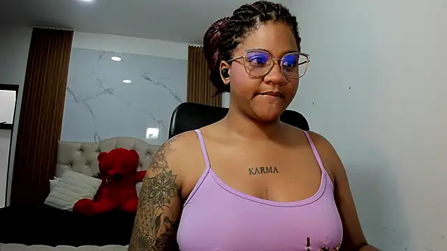 ZahraRose online show from 02-26-26, 08:20