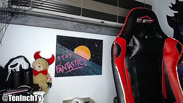 teninchty online show from 10-24-25, 04:11