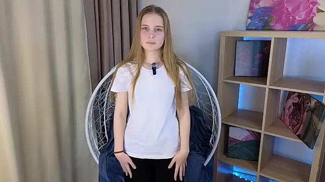 Snapshot of TaiteHankins chatting on 02-18-25, 11:00 TaiteHankins online show from 02-18-25, 11:00