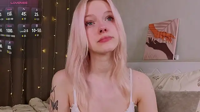 EdlaHewell online show from 02-06-26, 01:23