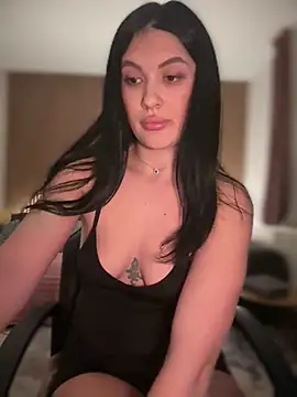 YoungHotMilf97 online show from 02-28-26, 06:18