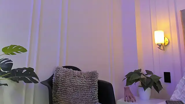 JasmineRoss 1 online show from 10-29-25, 07:13