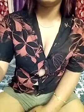 Snapshot of srijashemale chatting on 03-12-25, 07:04 srijashemale online show from 03-12-25, 07:04