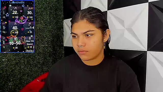 Snapshot of melany_rouse18 chatting on 10-16-25, 11:46 melany rouse18 online show from 10-16-25, 11:46
