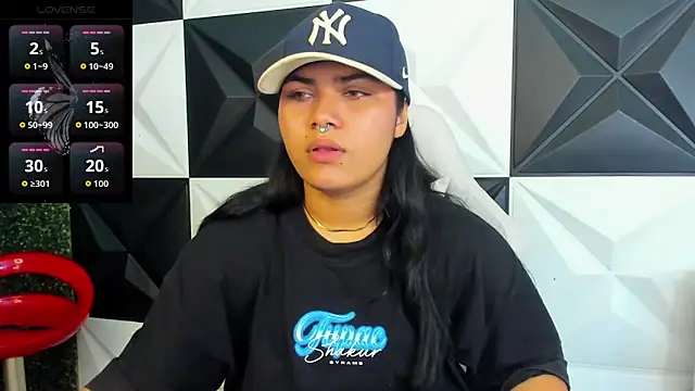 Snapshot of melany_rouse18 chatting on 02-05-26, 01:56 melany rouse18 online show from 02-05-26, 01:56