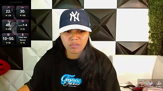 Snapshot of melany_rouse18 chatting on 02-19-26, 02:08 melany rouse18 online show from 02-19-26, 02:08