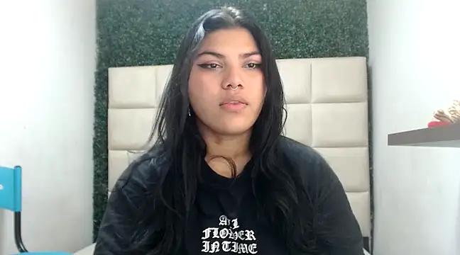 Snapshot of melany_rouse18 chatting on 02-16-25, 10:11 melany rouse18 online show from 02-16-25, 10:11