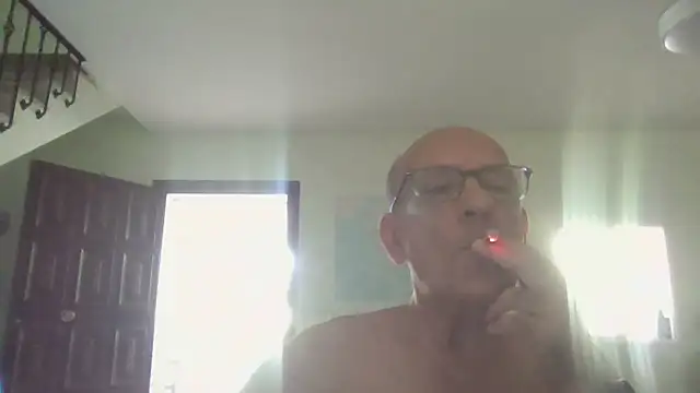 Snapshot of llopaco chatting on 07-13-26, 12:04 llopaco online show from 07-13-26, 12:04