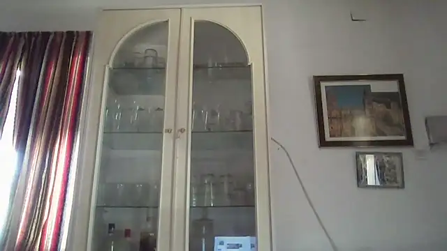 Snapshot of llopaco chatting on 10-17-25, 11:45 llopaco online show from 10-17-25, 11:45
