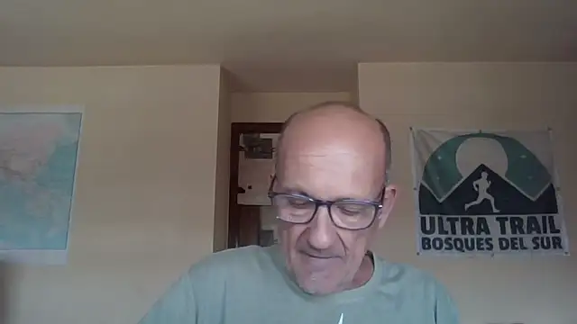 Snapshot of llopaco chatting on 10-13-25, 10:50 llopaco online show from 10-13-25, 10:50