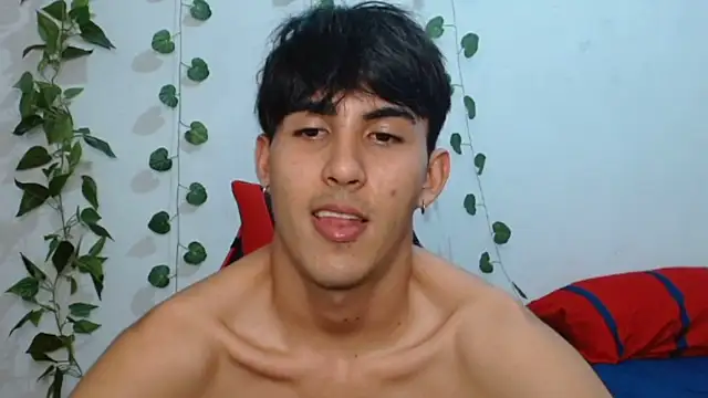 Snapshot of neithanzynxx chatting on 02-26-25, 07:42 neithanzynxx online show from 02-26-25, 07:42