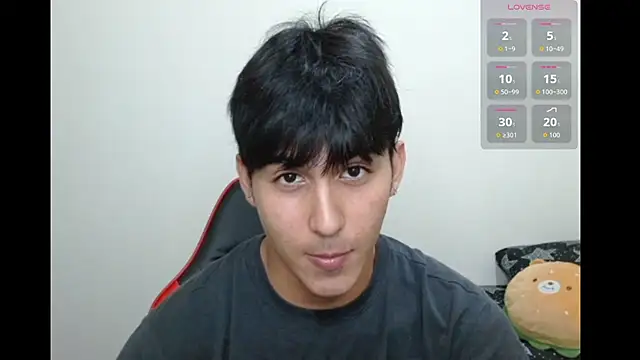 Snapshot of neithanzynxx chatting on 10-25-25, 07:47 neithanzynxx online show from 10-25-25, 07:47