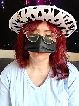 Loly2025 online show from 06-19-26, 11:05