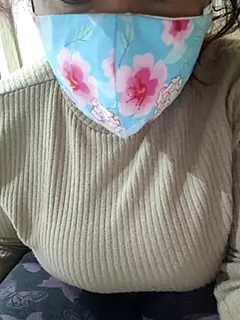 Loly2025 online show from 02-18-25, 07:30