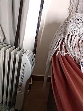 Loly2025 online show from 02-16-26, 02:32