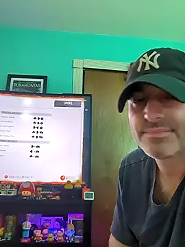 Snapshot of Novabear6996 chatting on 05-12-26, 06:03 Novabear6996 online show from 05-12-26, 06:03