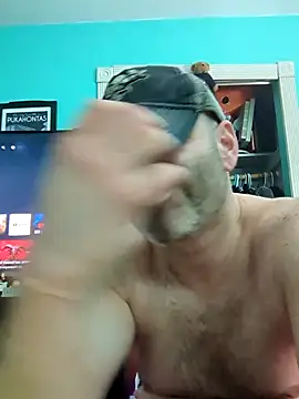 Snapshot of Novabear6996 chatting on 04-28-26, 07:13 Novabear6996 online show from 04-28-26, 07:13
