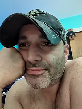 Snapshot of Novabear6996 chatting on 06-02-26, 02:00 Novabear6996 online show from 06-02-26, 02:00