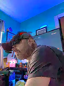 Snapshot of Novabear6996 chatting on 02-23-26, 08:20 Novabear6996 online show from 02-23-26, 08:20