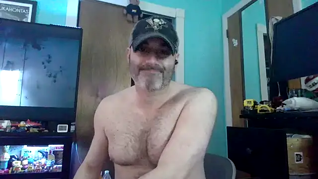 Snapshot of Novabear6996 chatting on 05-31-26, 08:09 Novabear6996 online show from 05-31-26, 08:09
