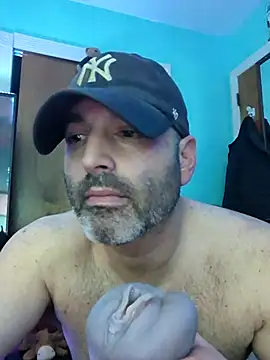 Novabear6996 online show from 11-06-25, 06:50