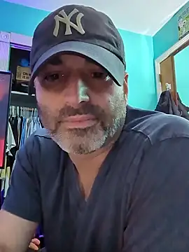 Novabear6996 online show from 12-21-25, 01:52