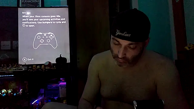 Novabear6996 online show from 10-28-25, 07:07